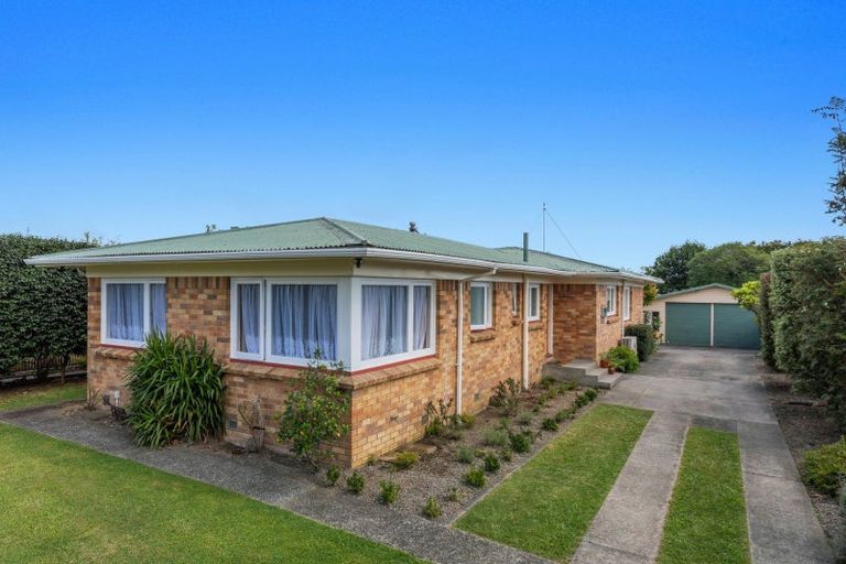 Photo of property in 28 Riverside Drive, Whakatane, 3120