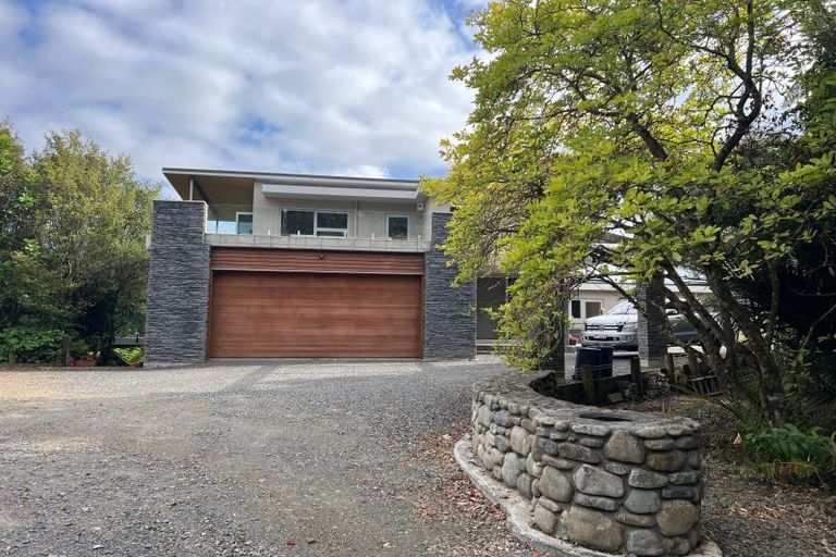 Photo of property in 102 Kuku East Road, Kuku, Levin, 5570