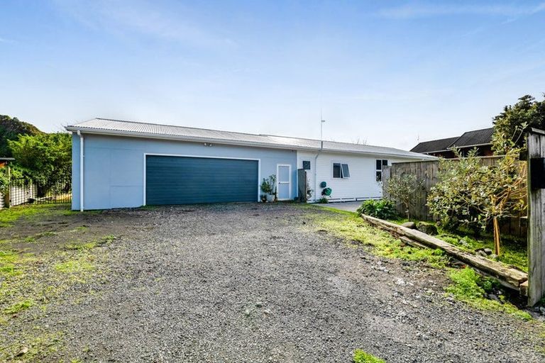 Photo of property in 34 Kawei Road, Ohawe, Hawera, 4671