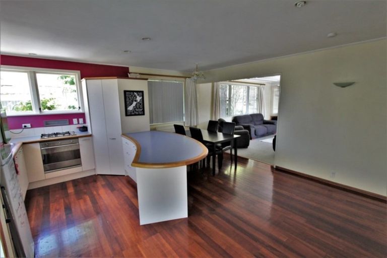 Photo of property in 16 Kenmore Place, Tokoroa, 3420