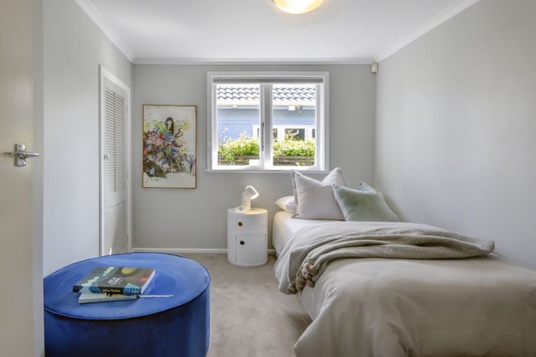 Photo of property in 9a Wayside, Miramar, Wellington, 6022