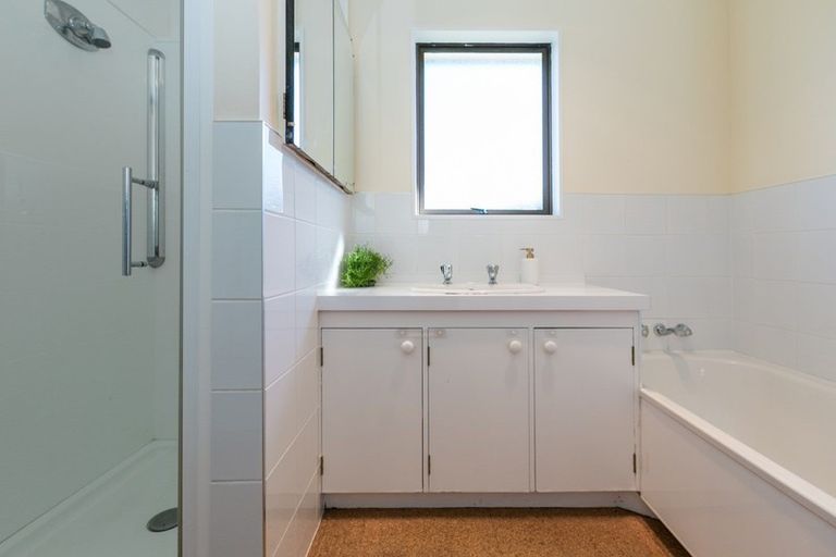 Photo of property in 140 Seafield Road, Eskdale, Napier, 4182