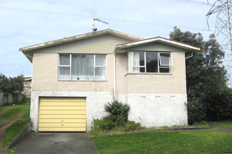 Photo of property in 6 Maui Place, Spotswood, New Plymouth, 4310