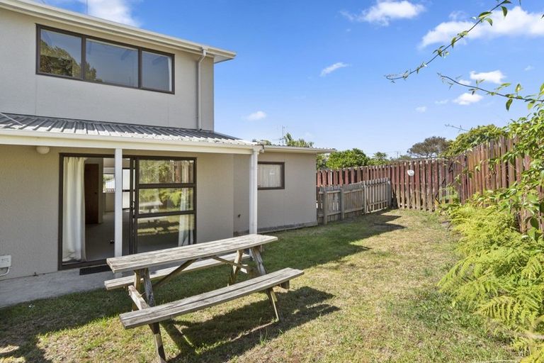 Photo of property in 2/11 Robins Road, Judea, Tauranga, 3110