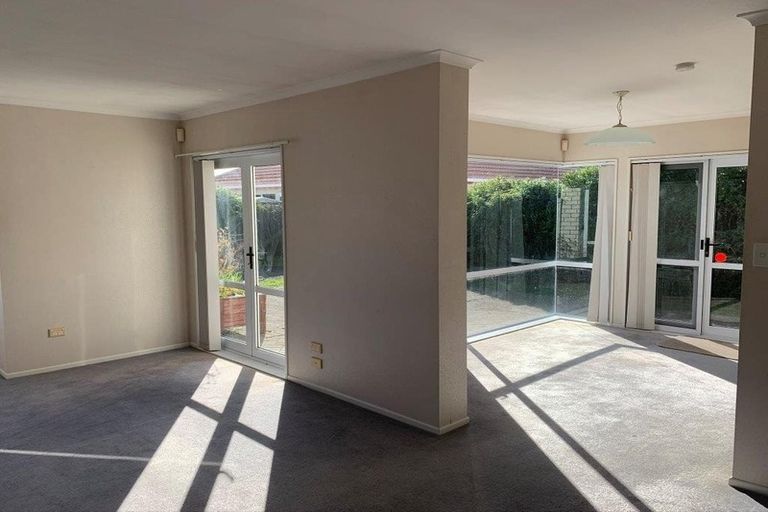 Photo of property in 49 Gravatt Road, Papamoa Beach, Papamoa, 3118