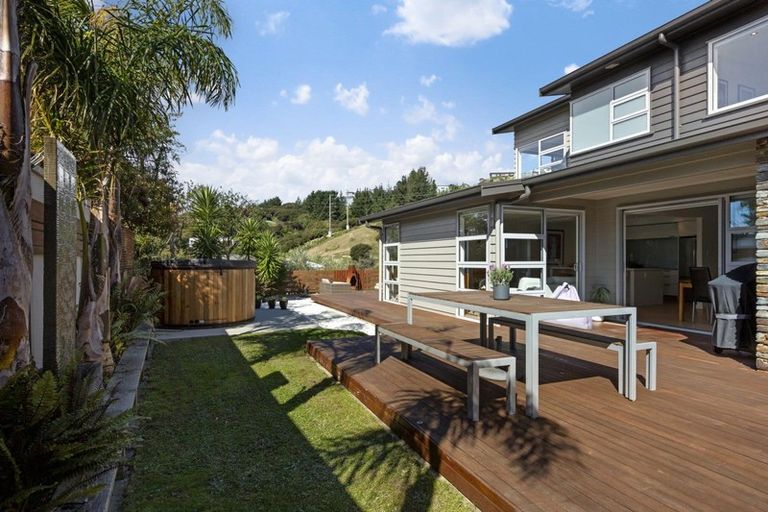 Photo of property in 9 Endeavour Drive, Whitby, Porirua, 5024