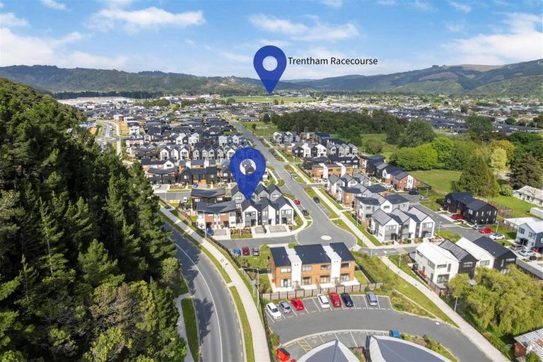 Photo of property in 5 Reid Lane, Wallaceville, Upper Hutt, 5018