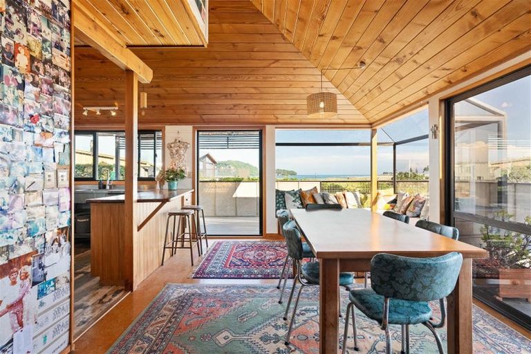 Photo of property in 116 Saint Patricks Row, Whangamata, 3620