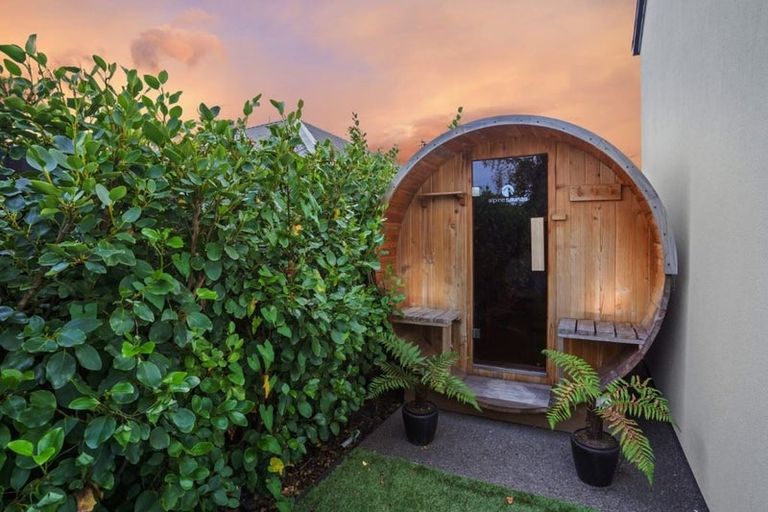 Photo of property in 30a Allard Street, Edgeware, Christchurch, 8013