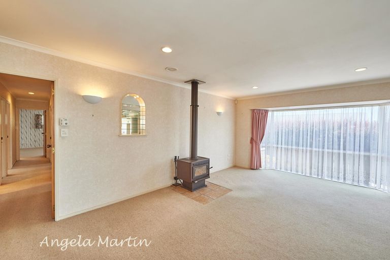 Photo of property in 96 Kelvin Grove Road, Kelvin Grove, Palmerston North, 4414