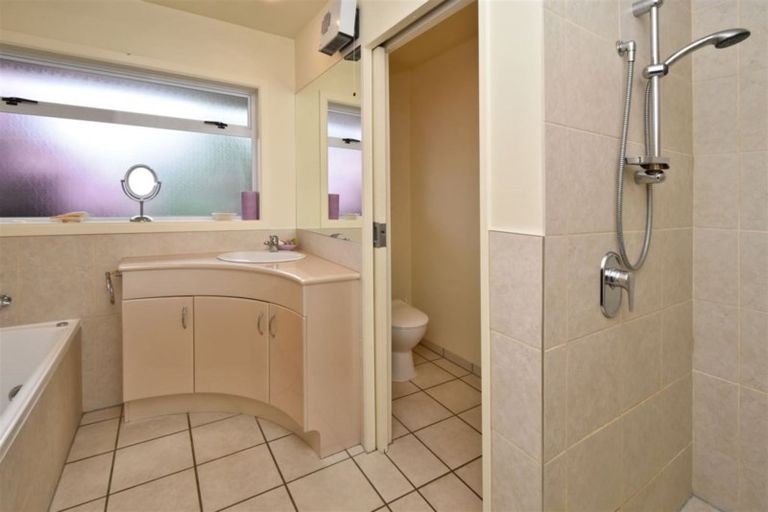 Photo of property in 17 Bencard Place, Hoon Hay, Christchurch, 8025