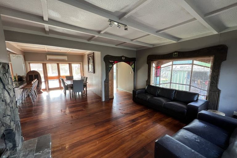 Photo of property in 119 Ferry Parade, Herald Island, Auckland, 0618