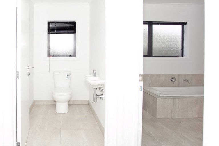 Photo of property in 24c Keith Street, Roslyn, Palmerston North, 4414