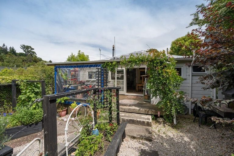 Photo of property in 6 Rentone Street, Stepneyville, Nelson, 7010