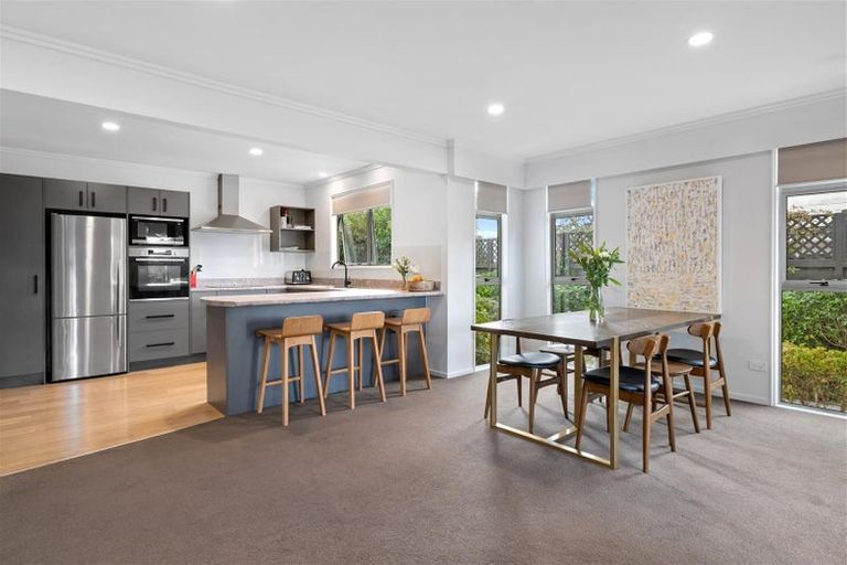 Photo of property in 4 Carter Drive, Pomare, Rotorua, 3015