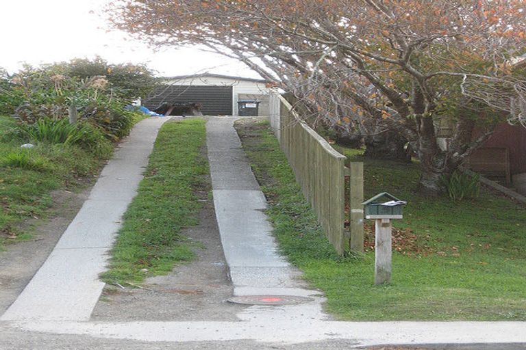 Photo of property in 5 Leinster Avenue, Raumati South, Paraparaumu, 5032