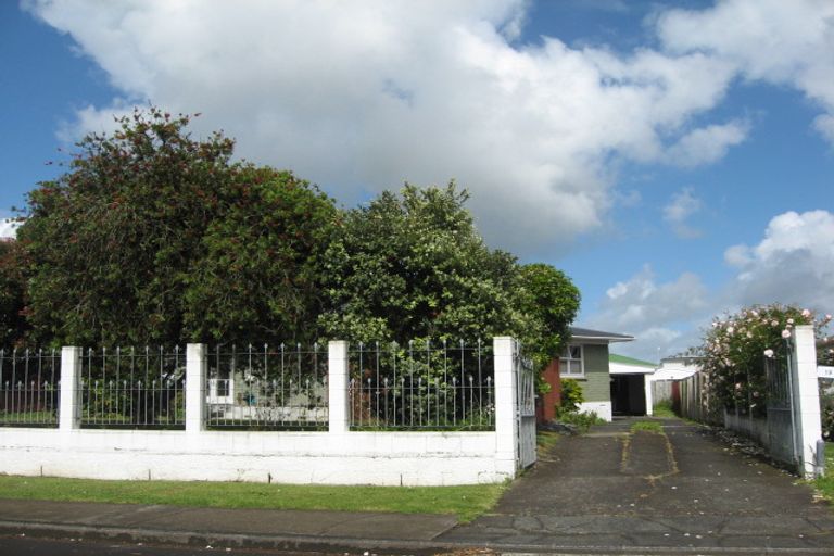 Photo of property in 21 Royal Arch Place, Rosehill, Papakura, 2113