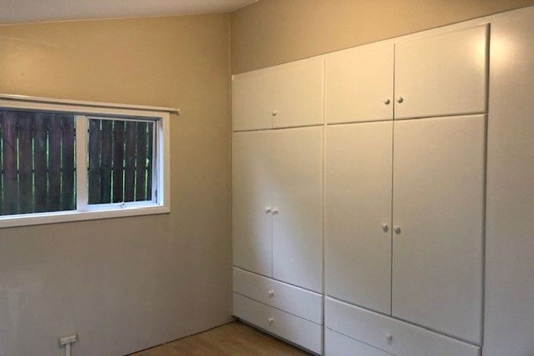 Photo of property in 16 Jayne Place, Torbay, Auckland, 0630