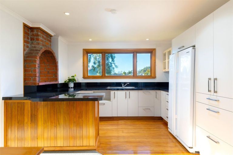 Photo of property in 65 Hampden Street, Picton, 7220