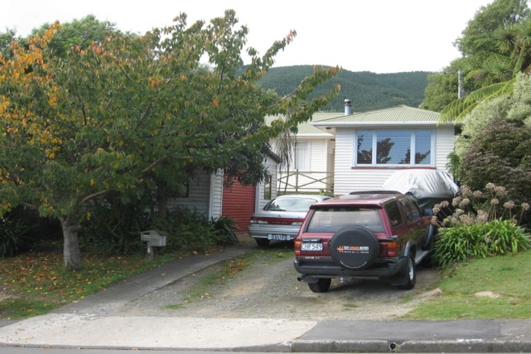 Photo of property in 127 Ruapehu Street, Paraparaumu, 5032