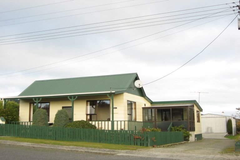 Photo of property in 30 Needles Street, Kaitangata, 9210