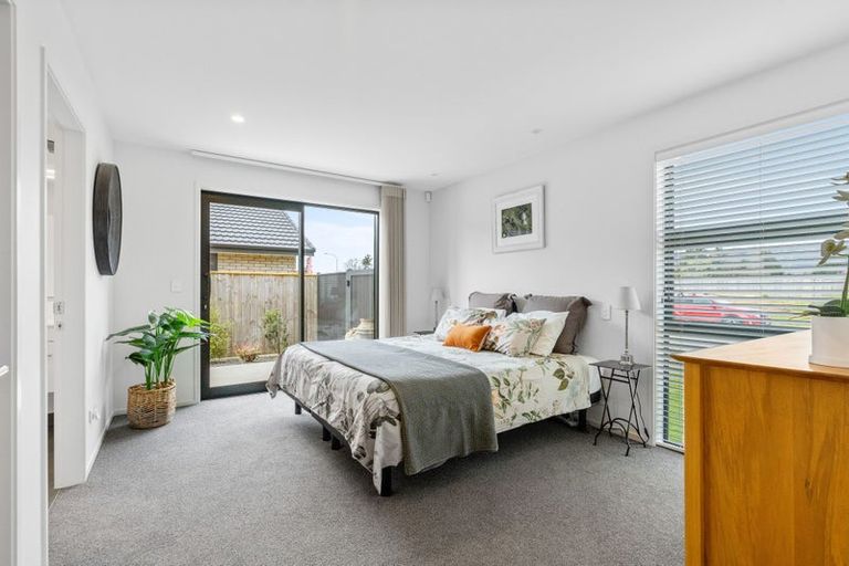 Photo of property in 9 Pahiki Crescent, Levin, 5510