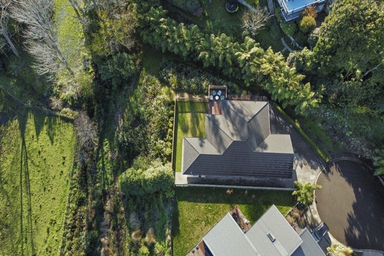 Photo of property in 8 Matau Lane, Ferndale, New Plymouth, 4310