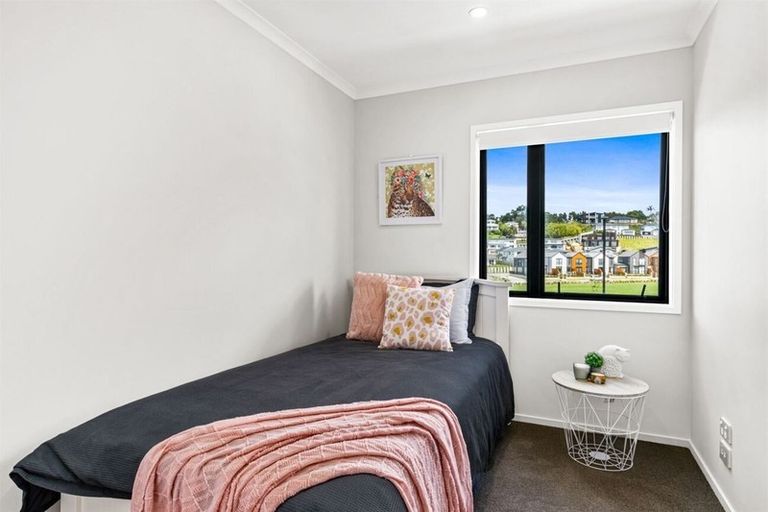 Photo of property in 125 Bonair Crescent, Silverdale, 0932