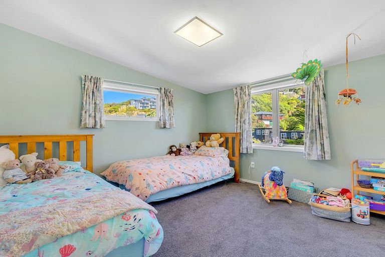 Photo of property in 7 View Road, Titahi Bay, Porirua, 5022