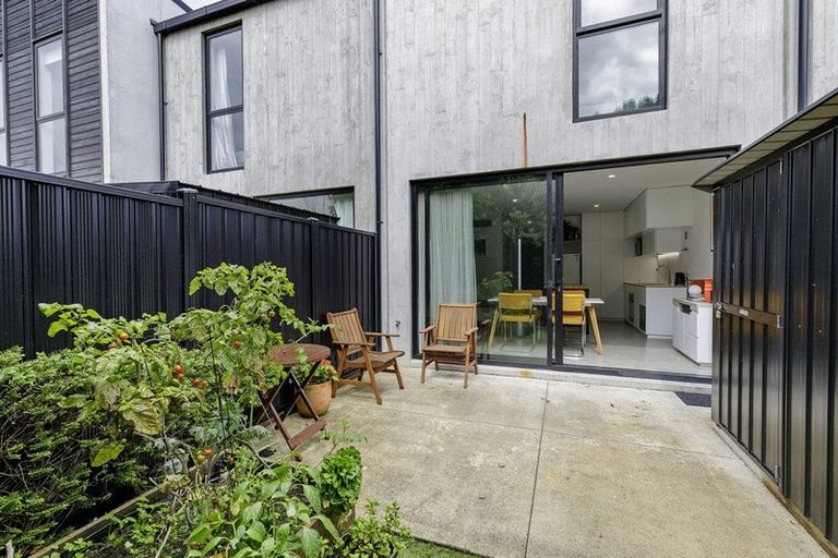 Photo of property in 13 Te Ara O Paetutu, Petone, Lower Hutt, 5012