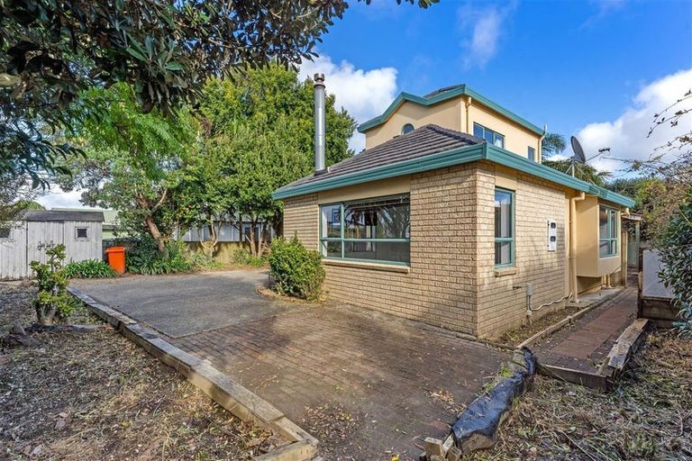 Photo of property in 540 Don Buck Road, Westgate, Auckland, 0614