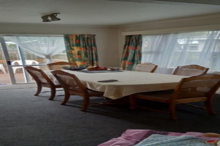 Photo of property in 57 Yaldhurst Road, Sockburn, Christchurch, 8042