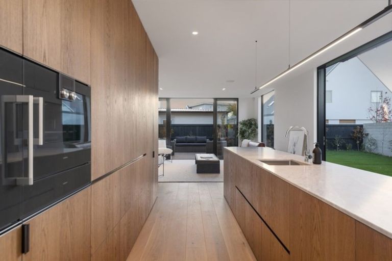 Photo of property in 155 Puriri Street, Fendalton, Christchurch, 8041