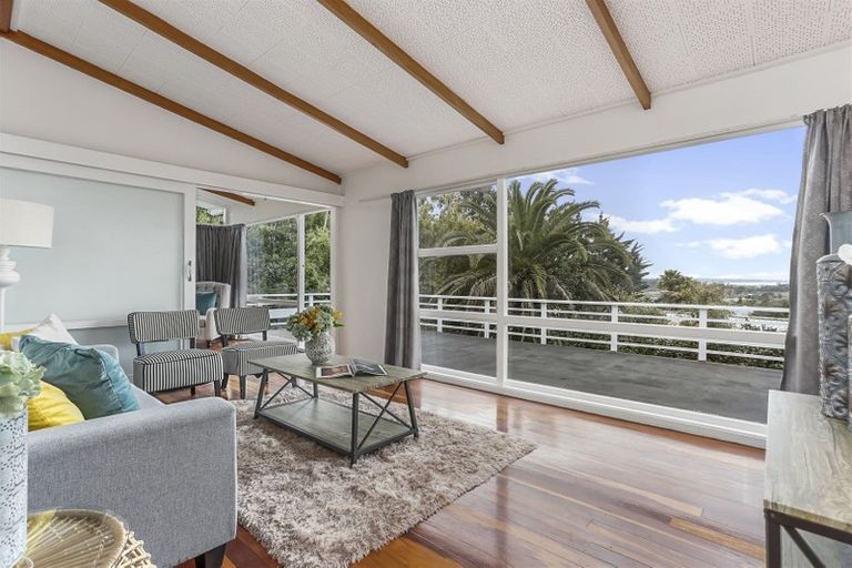 Photo of property in 141a Glengarry Road, Glen Eden, Auckland, 0602