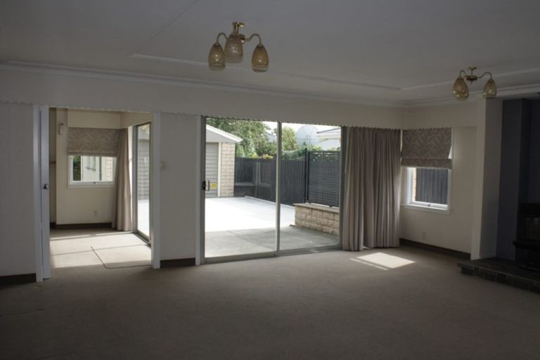 Photo of property in 9 Longmuir Street, Ilam, Christchurch, 8041