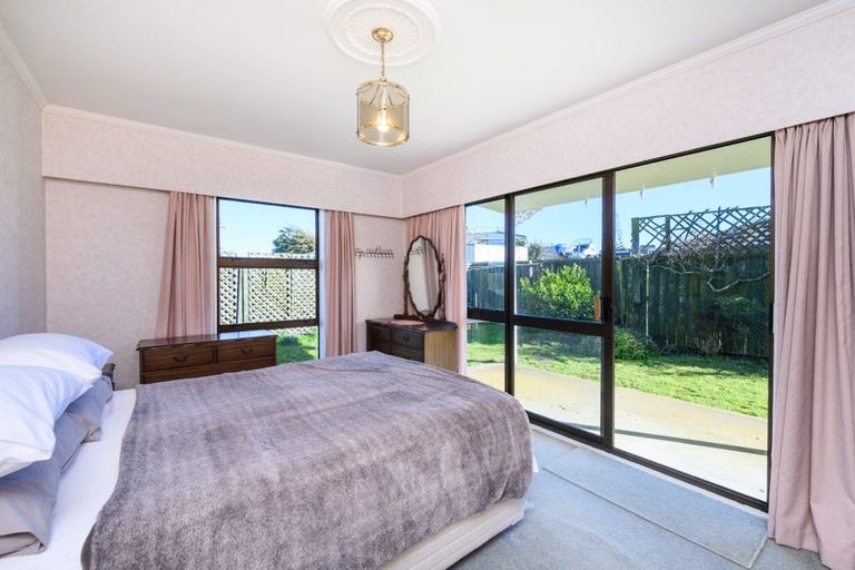 Photo of property in 12 Seabury Avenue, Foxton Beach, Foxton, 4815