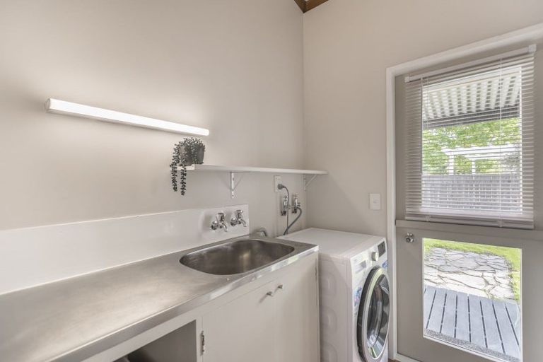 Photo of property in 12 Kew Grove, Raumati Beach, Paraparaumu, 5032