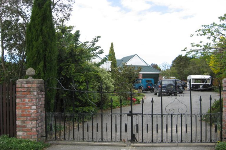 Photo of property in 45 Douglas Road, Amberley, 7410