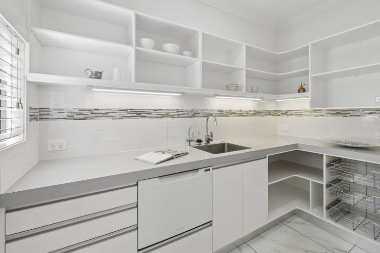 Photo of property in 93 Ninth Avenue, Tauranga, 3110