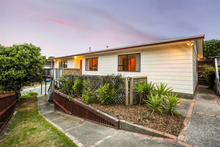 Photo of property in 129 Pope Street, Camborne, Porirua, 5026