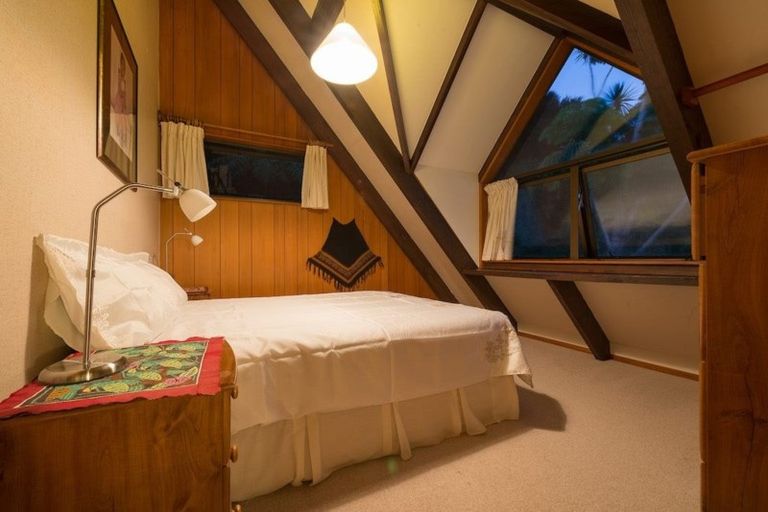 Photo of property in 20 Florance Avenue, Russell, 0202