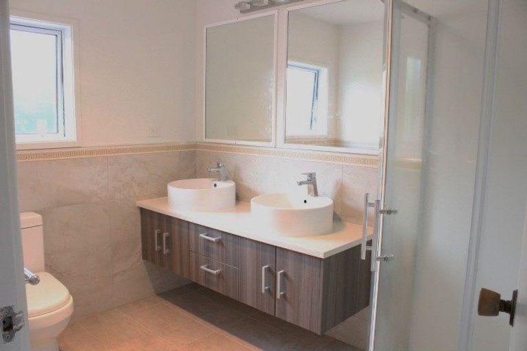 Photo of property in 21 Maugham Drive, Bucklands Beach, Auckland, 2014