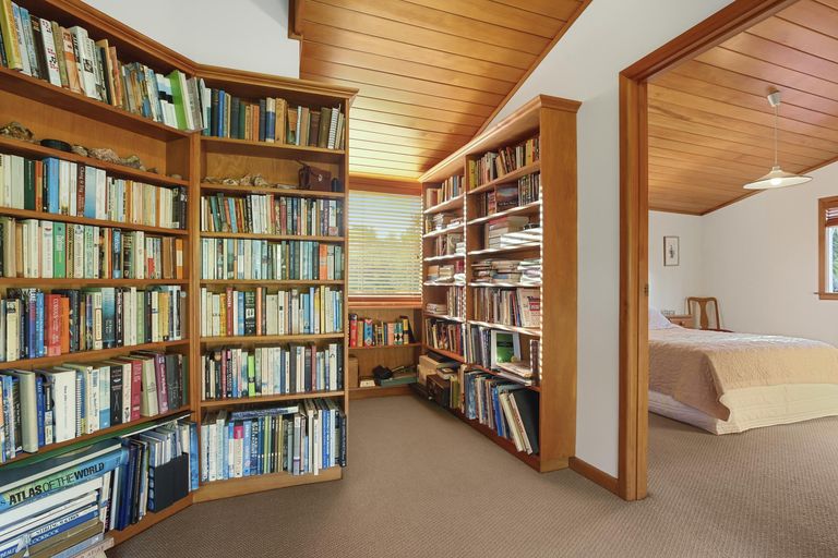 Photo of property in 161 Atkinson Road, Titirangi, Auckland, 0604