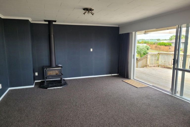 Photo of property in 4 Erica Place, Bell Block, New Plymouth, 4312