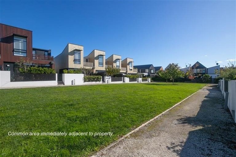 Photo of property in 25 Isitt Road, Hobsonville, Auckland, 0616