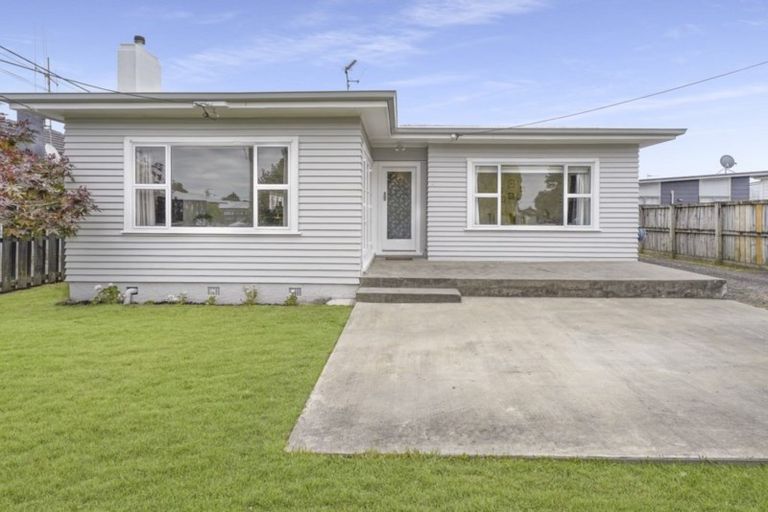 Photo of property in 35 Primrose Street, Frankton, Hamilton, 3204