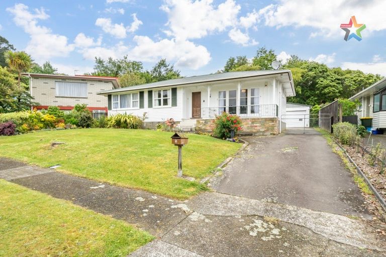 Photo of property in 12 Dalton Grove, Stokes Valley, Lower Hutt, 5019