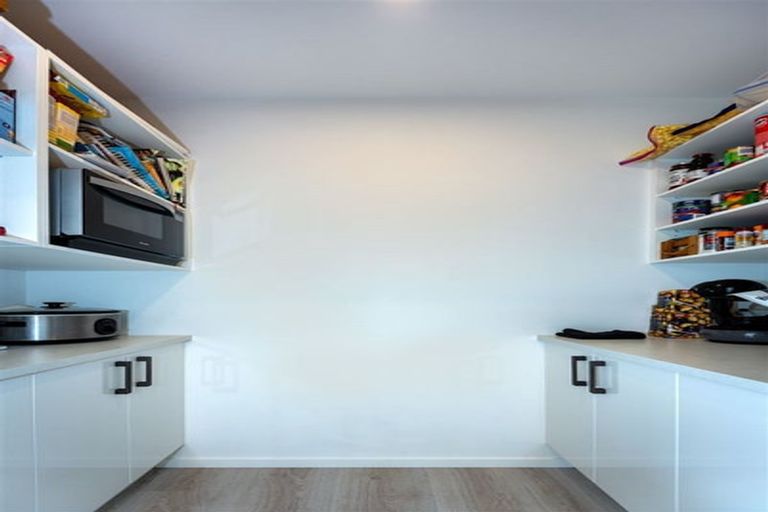 Photo of property in 13 Forge Close, Halswell, Christchurch, 8025