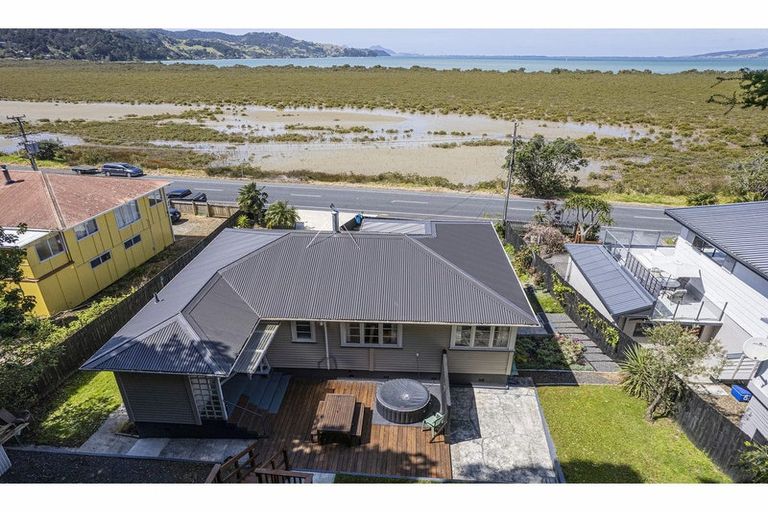 Photo of property in 25 Whangarei Heads Road, Onerahi, Whangarei, 0110