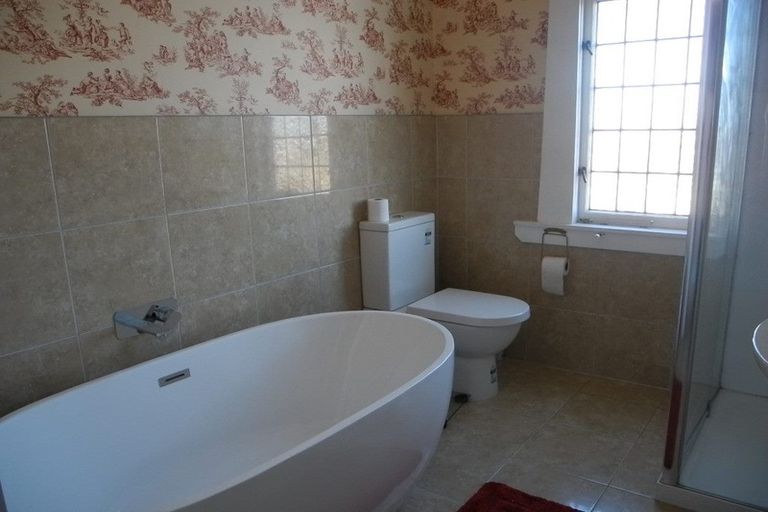 Photo of property in 23 Manse Street, Waimate, 7924